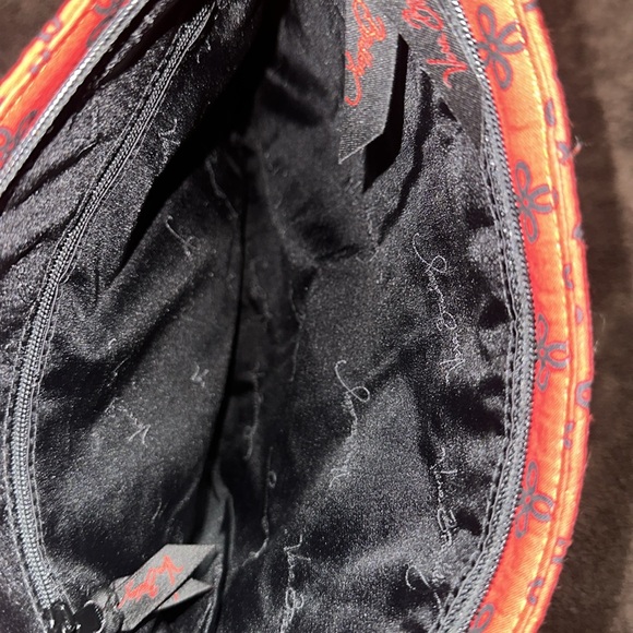 VERA BRADLEY GEORGIA BULLDOGS UGA CROSSBODY BAG. - Picture 6 of 12